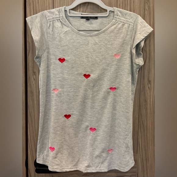 Vintage Rose Womens Short Sleeve Gray/hearts Tee Size S - Picture 1 of 7
